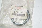 MITSUBISHI MB526395